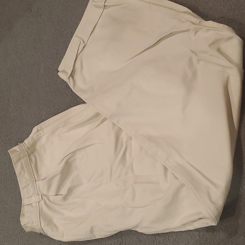 Men's Dockers khakis pants size 40x30
